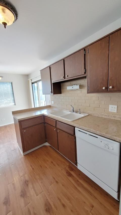 573 Greystone Ln #D2, Wheeling, IL 60090 photo 11