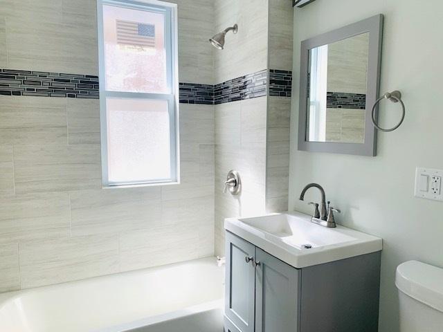  2444 N Keeler Ave, Chicago, IL 60639 photo 12