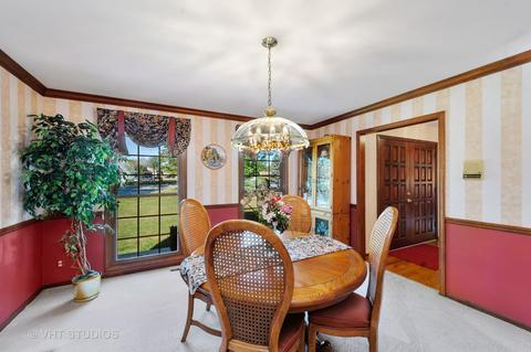 1202 Surrey Ct, Algonquin, IL 60102 photo 8