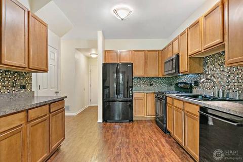 977 Oak Ridge Blvd, Elgin, IL 60120 photo 7