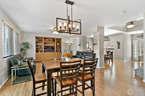 2118 Graue Mill Ct, Mchenry, IL 60050 photo 9