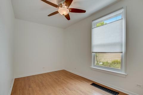 1000 Hill Ave, Elgin, IL 60120 photo 11