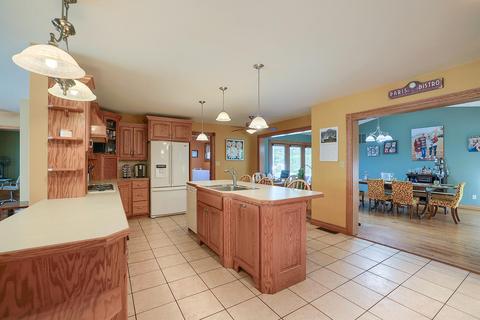 112 W Van Buren St, Philo, IL 61864 photo 12