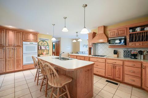 112 W Van Buren St, Philo, IL 61864 photo 13