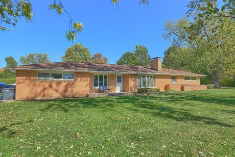 112 W Van Buren St, Philo, IL 61864 photo 2