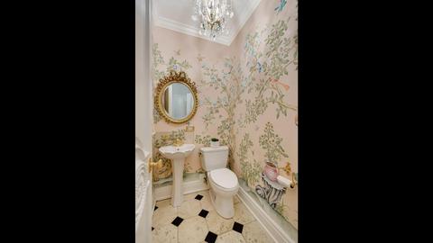 38 E Schiller St, Chicago, IL 60610 photo 7