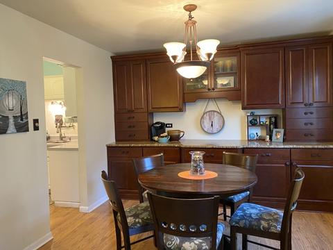 1248 Reading Ct, Wheaton, IL 60189 photo 8