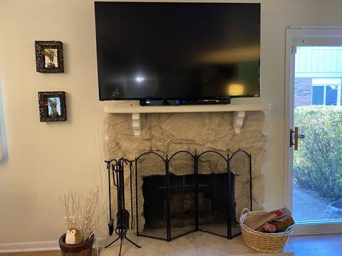 1248 Reading Ct, Wheaton, IL 60189 photo 4