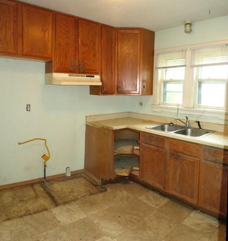 1402 E 14th St, Sterling, IL 61081 photo 5
