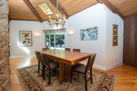 6827 Westgate Rd, Roscoe, IL 61073 photo 9