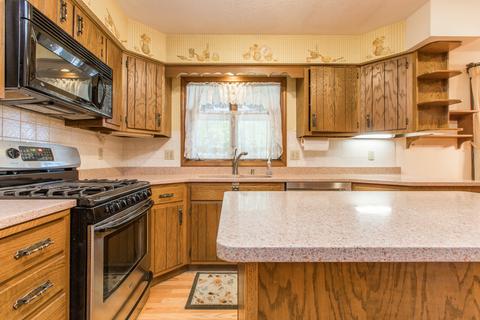100 Malvern Dr, Normal, IL 61761 photo 11