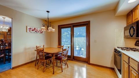 945 Sycamore Ct, Hoffman Estates, IL 60192 photo 7