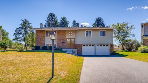 945 Sycamore Ct, Hoffman Estates, IL 60192 photo 1