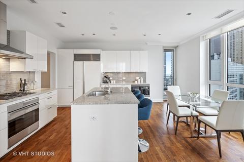 10 E Delaware Pl #31D, Chicago, IL 60611 photo 6