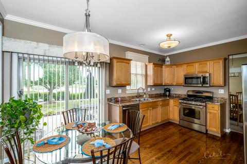 7 Gillingham Ct, Algonquin, IL 60102 photo 8
