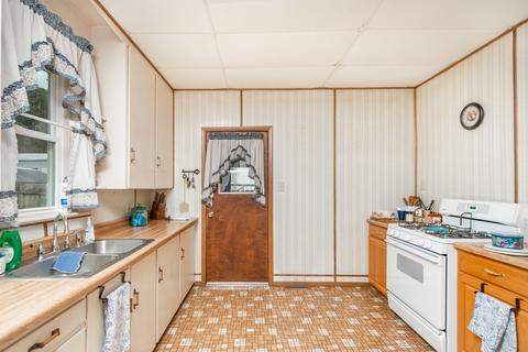 202 E Franklin St, Downs, IL 61736 photo 17