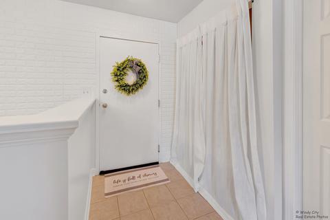 5400 Astor Ln #211, Rolling Meadows, IL 60008 photo 3