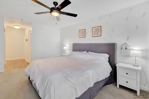 5400 Astor Ln #211, Rolling Meadows, IL 60008 photo 12