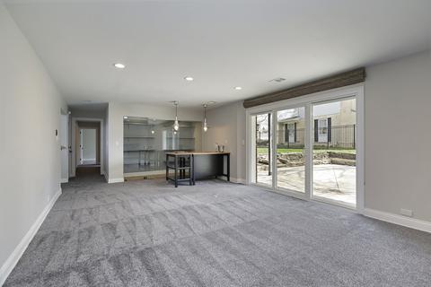 902 Suffield Ter, Northbrook, IL 60062 photo 13
