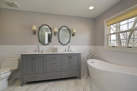 902 Suffield Ter, Northbrook, IL 60062 photo 8