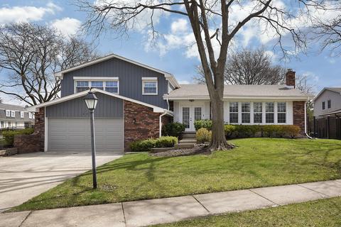 902 Suffield Ter, Northbrook, IL 60062 photo 1