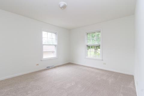 885 S 7th Ave, Kankakee, IL 60901 photo 10