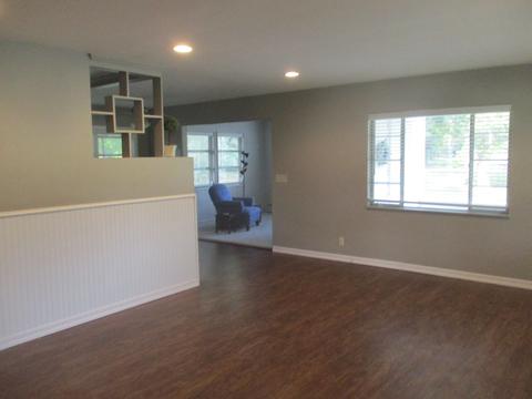 210 E Mckinley St, Philo, IL 61864 photo 4
