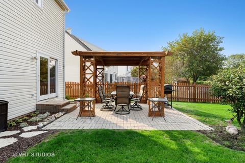 472 Topaz Ln, Bartlett, IL 60103 photo 25