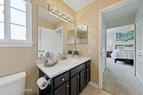 472 Topaz Ln, Bartlett, IL 60103 photo 18