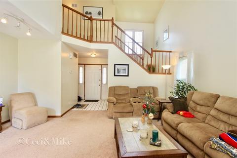 651 Dorset Ct, Wheeling, IL 60090 photo 5