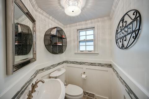 1523 Wadsworth Rd, Wheaton, IL 60189 photo 14