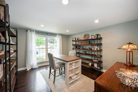 1523 Wadsworth Rd, Wheaton, IL 60189 photo 10