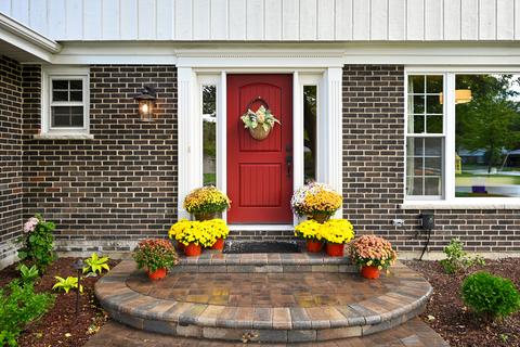 1523 Wadsworth Rd, Wheaton, IL 60189 photo 1