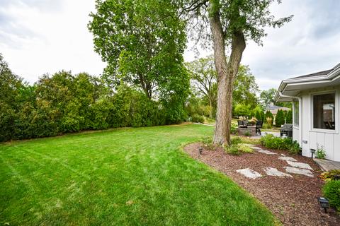1523 Wadsworth Rd, Wheaton, IL 60189 photo 35