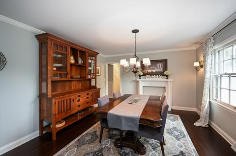 1523 Wadsworth Rd, Wheaton, IL 60189 photo 13