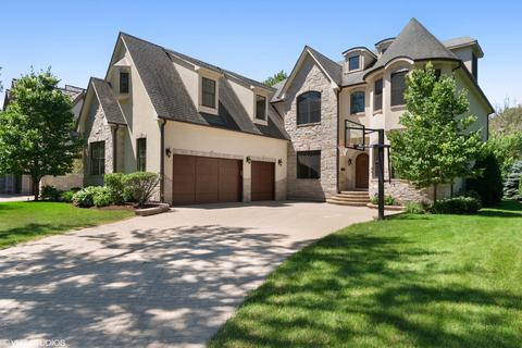 815 Iris Ln, Naperville, IL 60540 photo 2