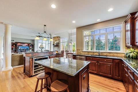 106 Mitchell Cir, Wheaton, IL 60189 photo 13
