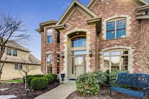 106 Mitchell Cir, Wheaton, IL 60189 photo 3