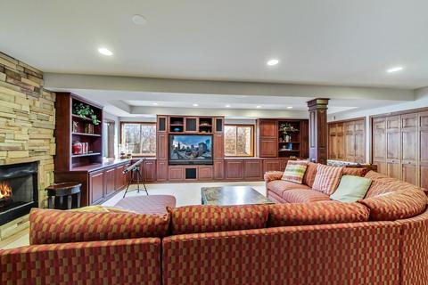 106 Mitchell Cir, Wheaton, IL 60189 photo 28