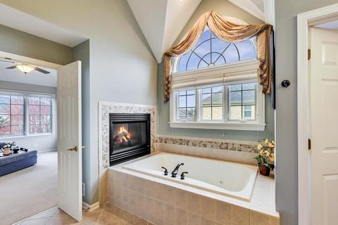 106 Mitchell Cir, Wheaton, IL 60189 photo 46