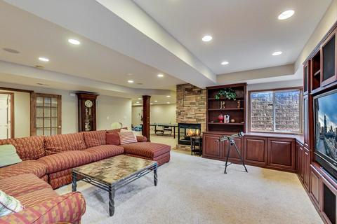 106 Mitchell Cir, Wheaton, IL 60189 photo 29