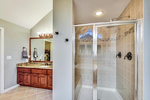 106 Mitchell Cir, Wheaton, IL 60189 photo 47