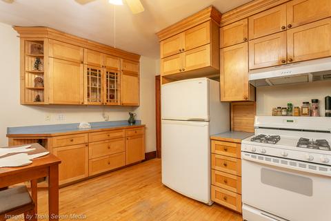 148 N May St, Addison, IL 60101 photo 17