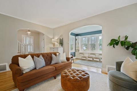 808 E Willow Ave, Wheaton, IL 60187 photo 5