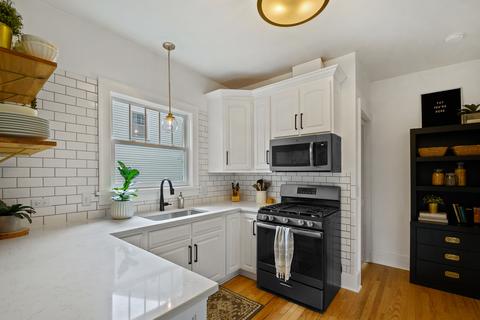 808 E Willow Ave, Wheaton, IL 60187 photo 21