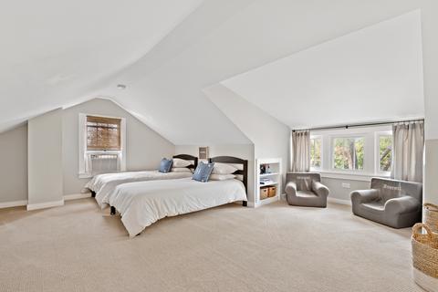 808 E Willow Ave, Wheaton, IL 60187 photo 33