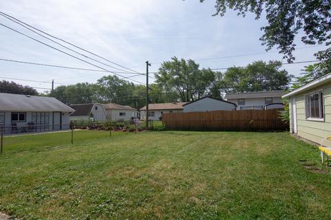 2309 Kirchoff Rd, Rolling Meadows, IL 60008 photo 8