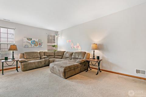 2208 Evergreen Cir, Mchenry, IL 60050 photo 18