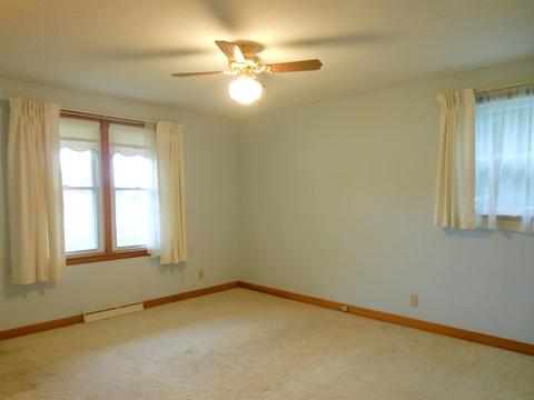 307 E Jackson St, Malta, IL 60150 photo 25