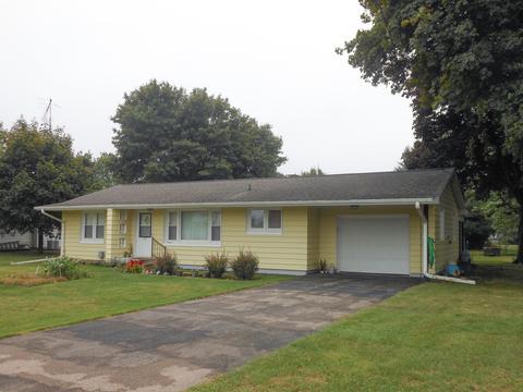 307 E Jackson St, Malta, IL 60150 photo 2